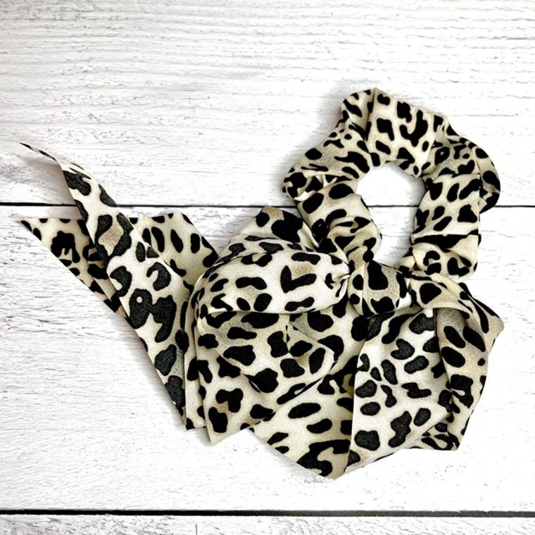 Scruchie scarf Cheetah